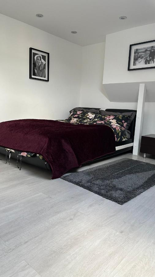 Stunning New 1 Bedroom Apartment London Ngoại thất bức ảnh