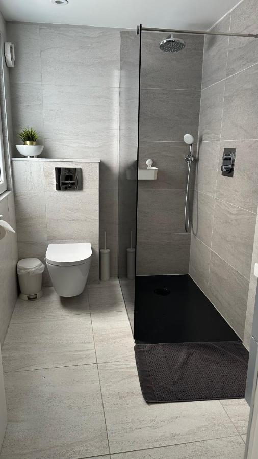 Stunning New 1 Bedroom Apartment London Ngoại thất bức ảnh